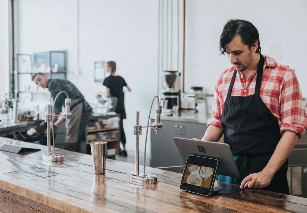 Apa Itu Aplikasi POS dan Mengapa Penting untuk UMKM?